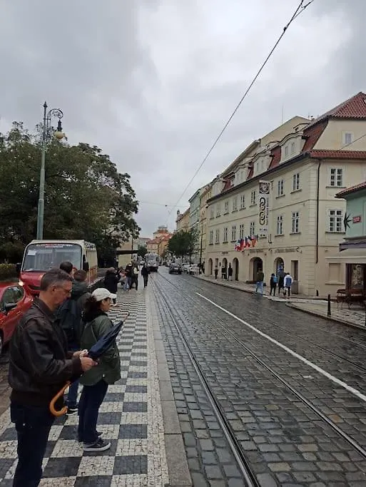Unique Apartment Near Charles Bridge Prague 0*,