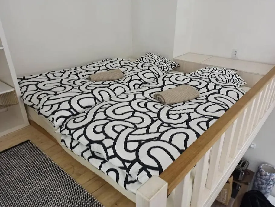 Unique Apartment Near Charles Bridge Prague