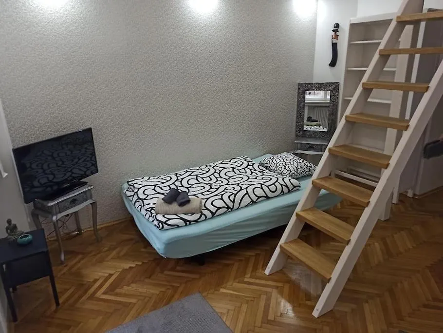 Unique Apartment Near Charles Bridge Prague